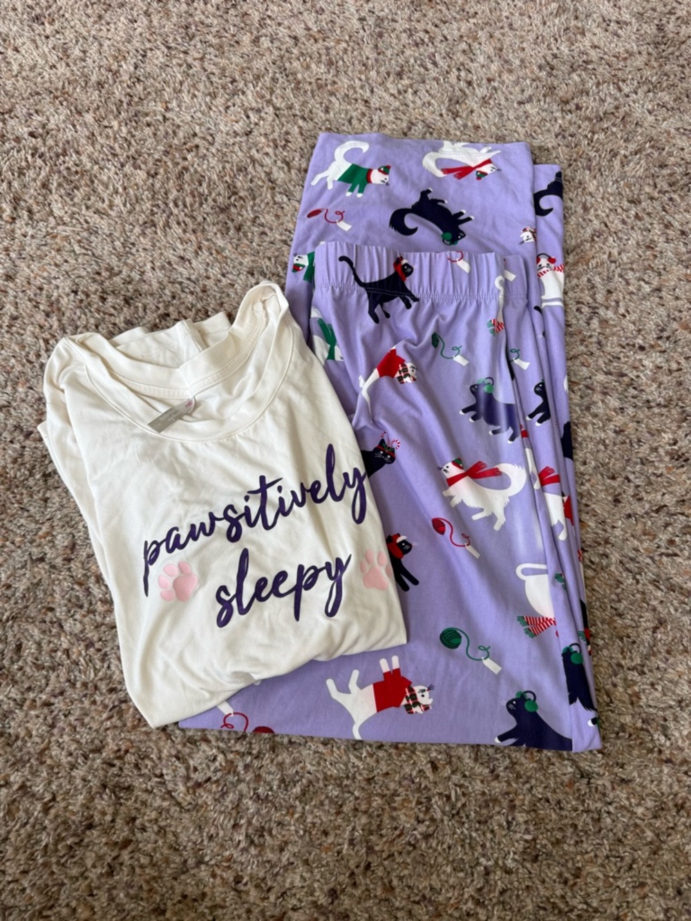 Women's Lavender Cat Print Pajama Set - Pawsitively Sleepy